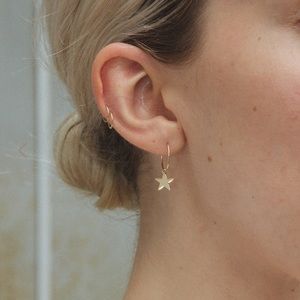 Brandy Melville Star Charm Earrings